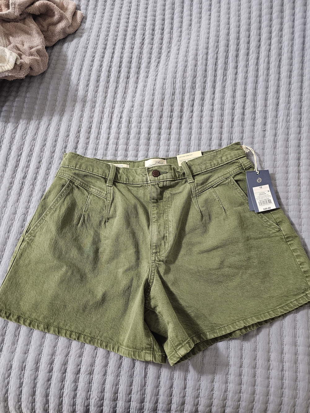 Women's Olive Green High-Waist Cotton Shorts